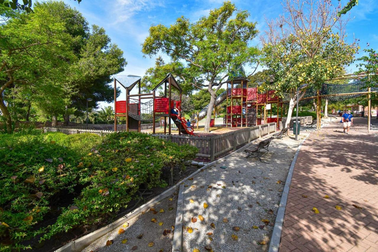 Benal Beach Cozy Apartment With A Water Park. Benalmádena Εξωτερικό φωτογραφία